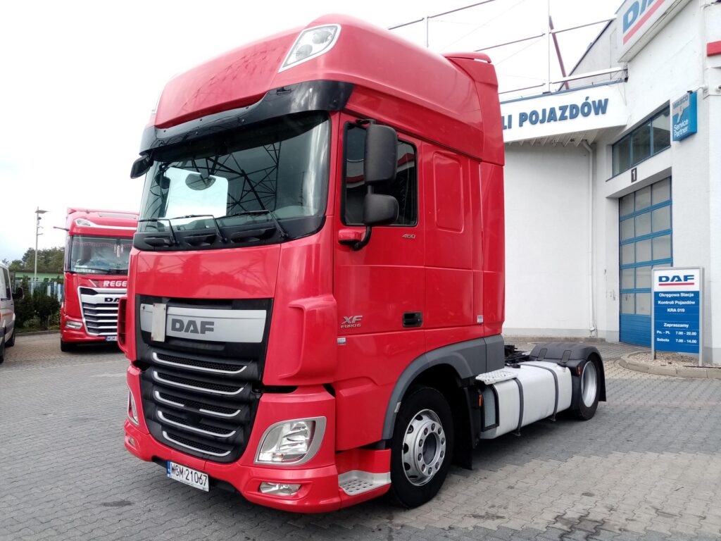 DAF XF 460 FT LOW-DECK SUPER SPACE CAB