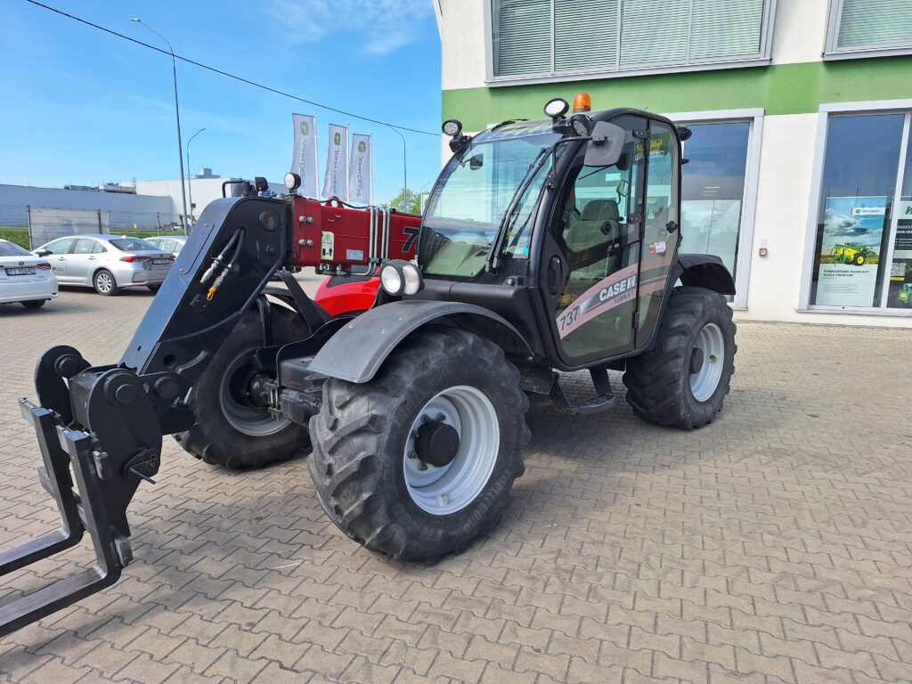 Ładowarka Teleskopowa CASE Farmlift 737